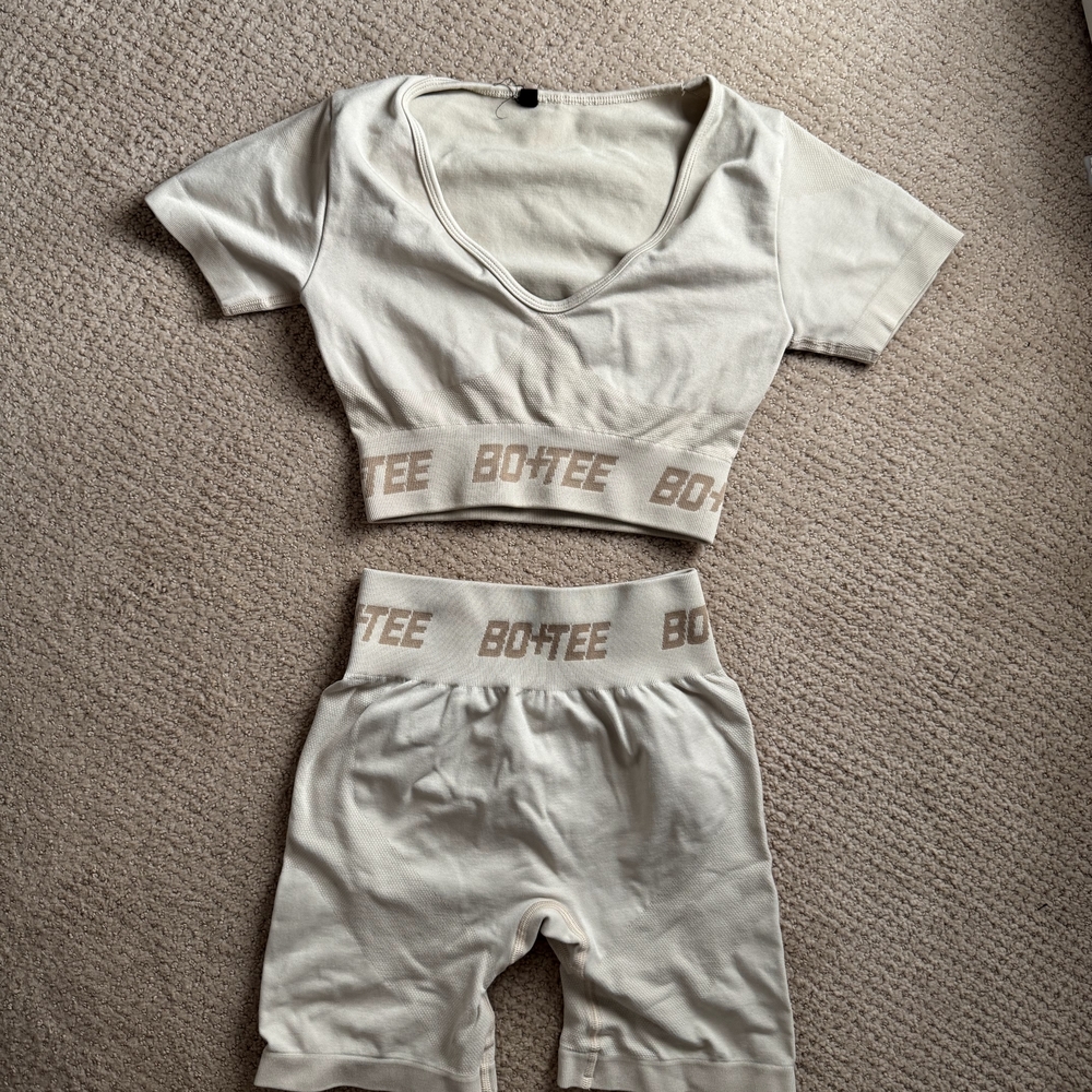 Cream Athletic Shorts Set - Women's Crop Top & High-Waist Shorts